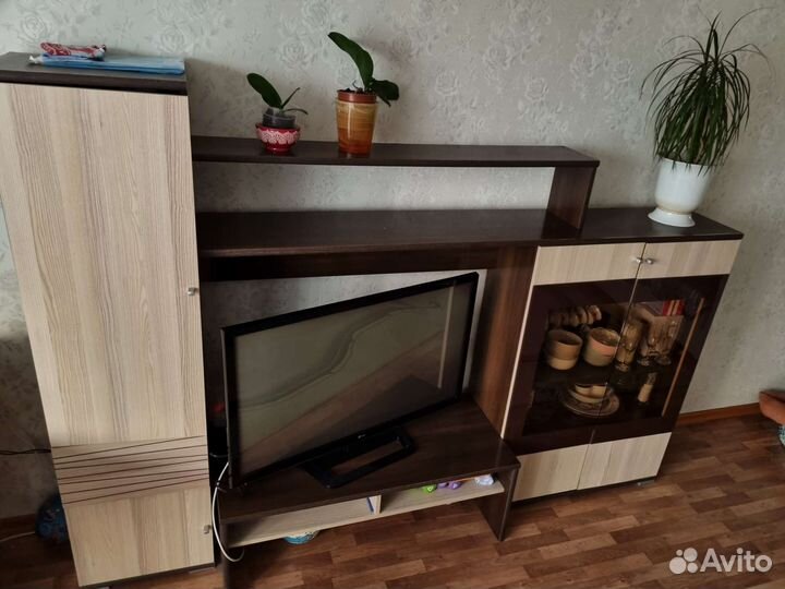 Стенка под телевизор со шкафом