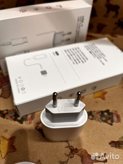 Зарядное устройство для телефона