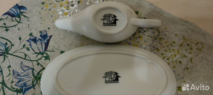 Соусник с блюдцем