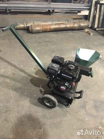 Измельчитель веток, мульчер, Саламандра 250