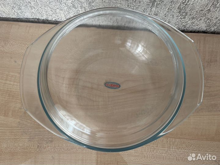 Кастрюля из жаропрочного стекла 2,5 литра