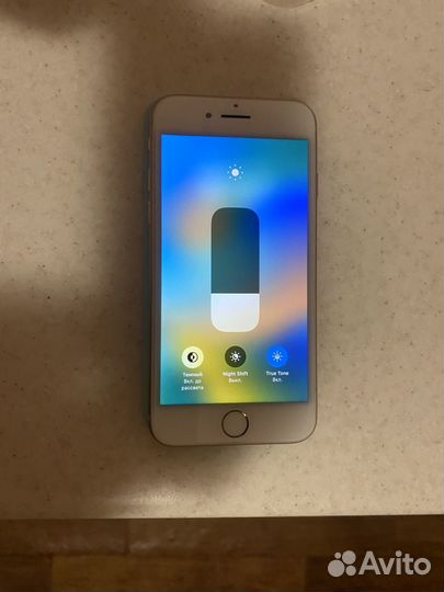 iPhone 8, 64 ГБ