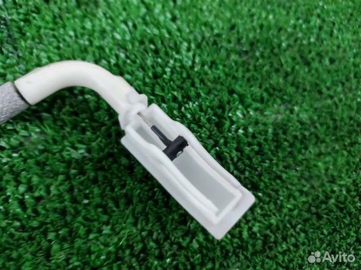 Замок двери задней левой BMW X3 (E83) 2004