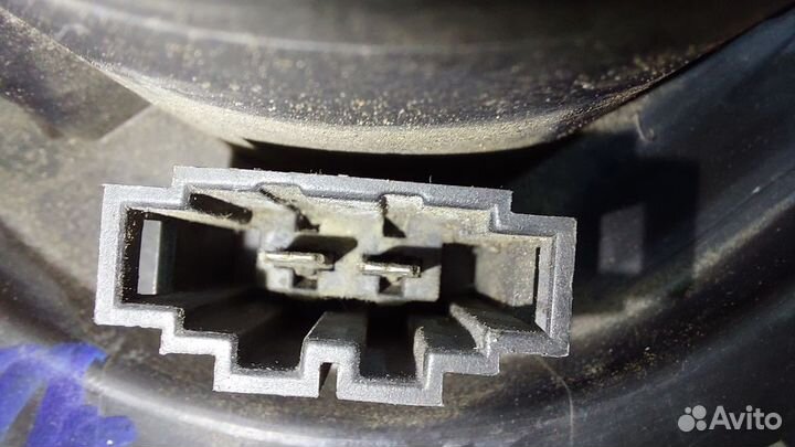 Моторчик отопителя Passat B5