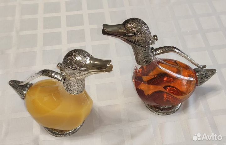 Антикварный графин, кувшин, декантер