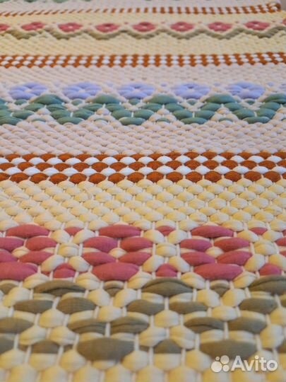 Коврик ручной работы 