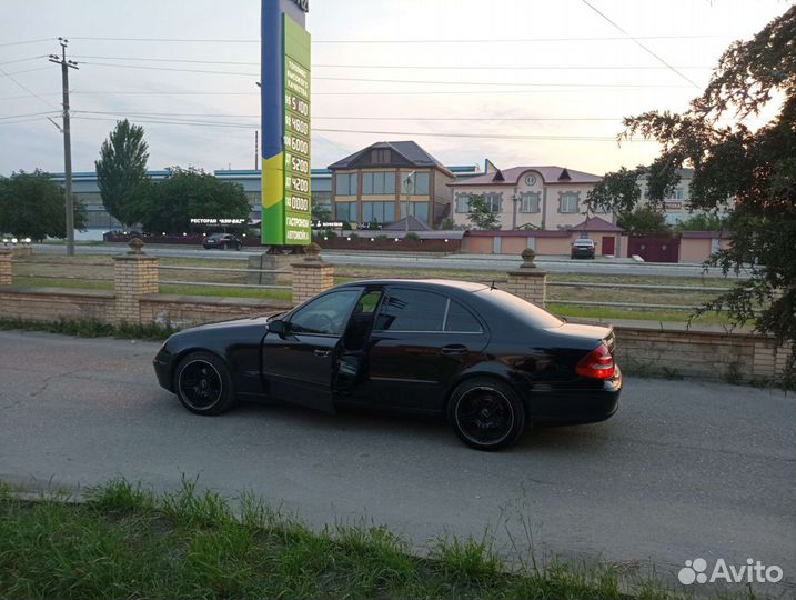 Mercedes-Benz E-класс 3.2 AT, 2002, 300 000 км