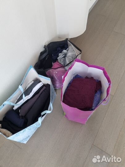 Три пакета вещей 40-42-44