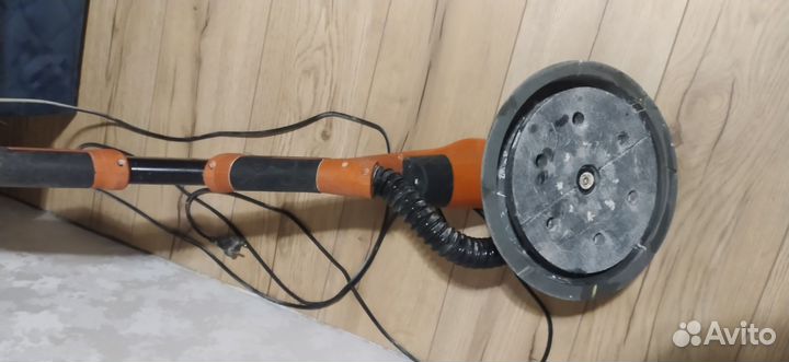 Шлифовальная машина для стен и потолков