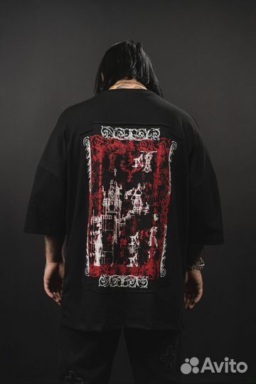 Kusaka6e Baguette Red T-shirt