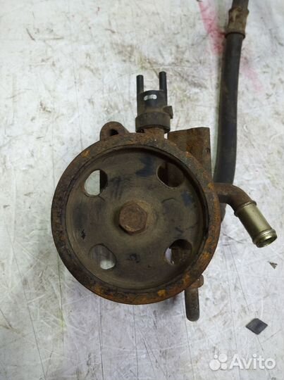 Насос Гур Toyota Rav4 1994-2000