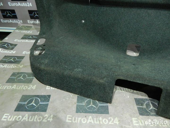 Обшивка крышки багажника Mercedes-Benz CLK-Class 1