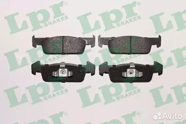 05P1796 Колодки тормозные дисковые