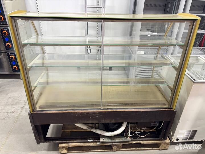 Витрина кондитерская Carboma K70 VM 1,3-1