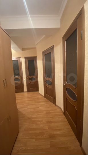 2-к. квартира, 80 м², 3/9 эт.