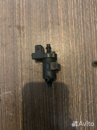 Клапан вакуумный mercedes W140 C140