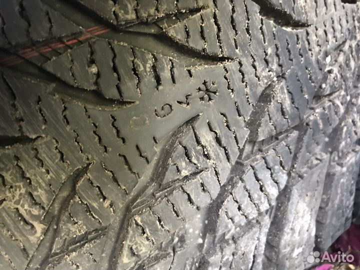 R17 Nokian Tyres Hakkapeliitta R3 225/50, PCD 5x108 DIA 63