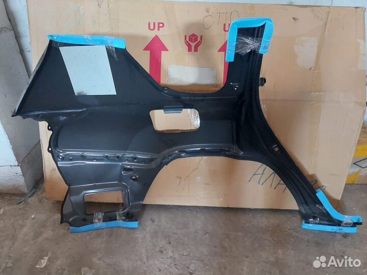 6161260B80 Крыло RR LH оригинал *LX600