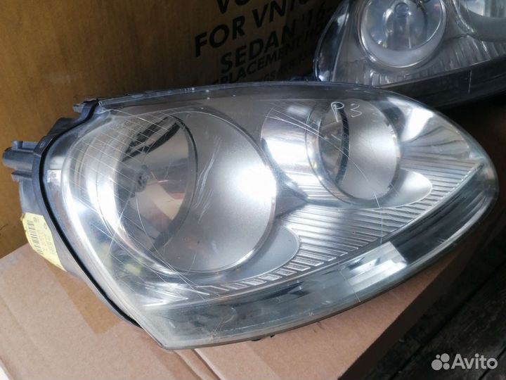 Фары фольцваген гольф 5/golf 5