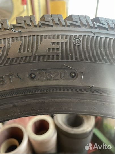 Triangle IcelynX TI501 235/45 R18