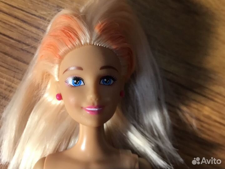 Кукля Барби