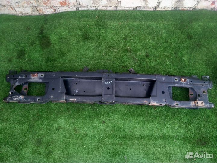 Усилитель переднего бампера Vento Golf3