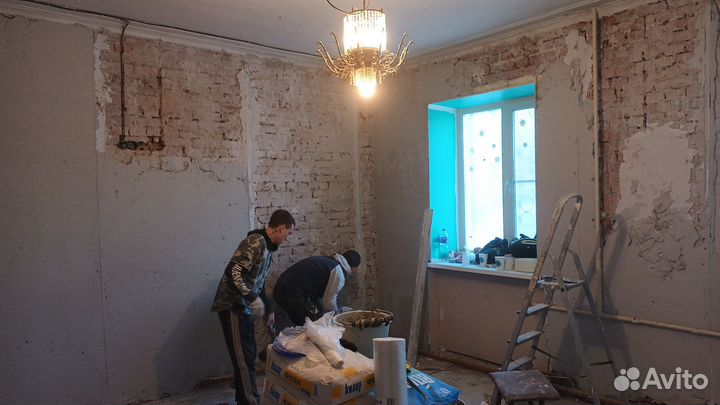 Штукатурка стен по маякам ручная