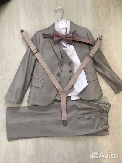 Нарядный костюм от Choupette