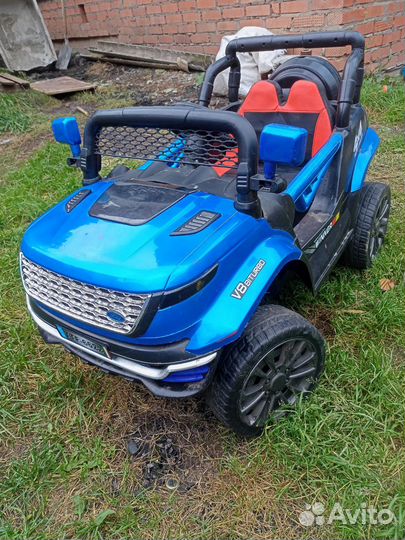 Электрическая машинка детская