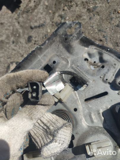 Стеклоподъёмники передние bmw 5 series e34