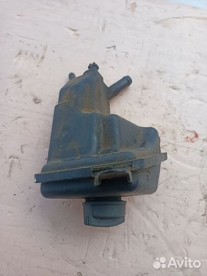 Бачок гур 4E0422373N Audi A8 D3