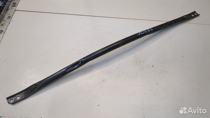 Распорка стоек Audi Q5, 2020