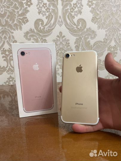 iPhone 7, 32 ГБ