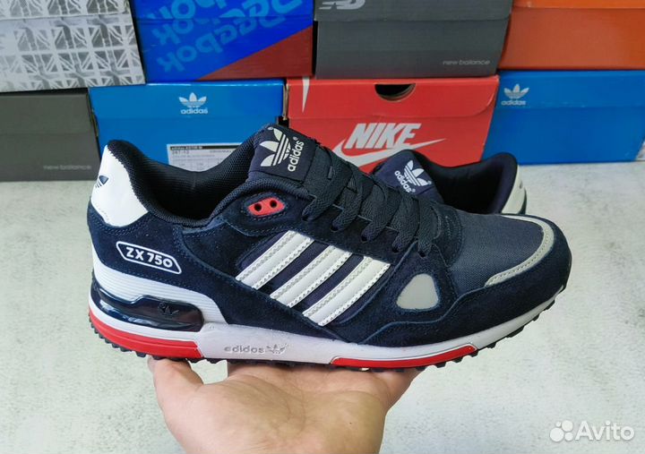 Кроссовки adidas ZX750