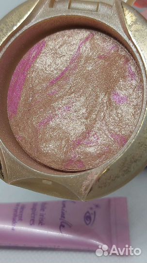 Тени для век разные