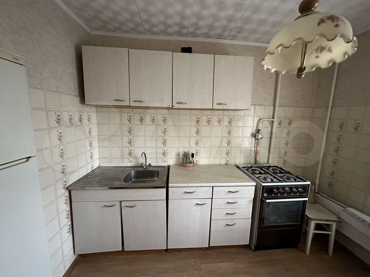 2-к. квартира, 50 м², 3/9 эт.