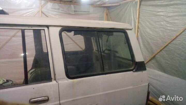 Стекла задние Nissan Patrol W160 W260