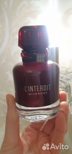 Продам парфюмерную воду Givenchy Linterdit Rouge