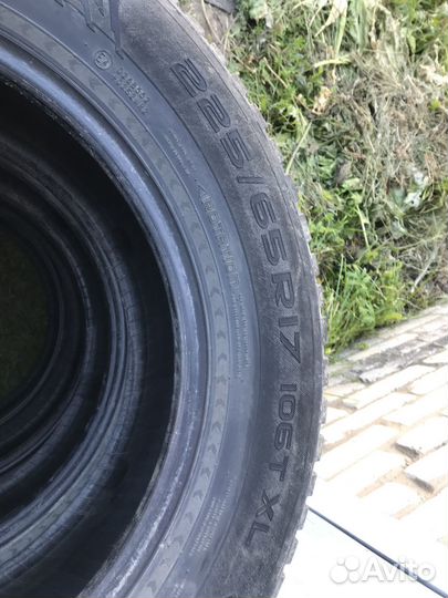 Nokian Tyres Hakkapeliitta 8 SUV 225/65 R17 106T