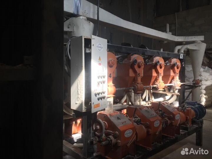 Мельница вальцовая Мельник 700 Эксперт