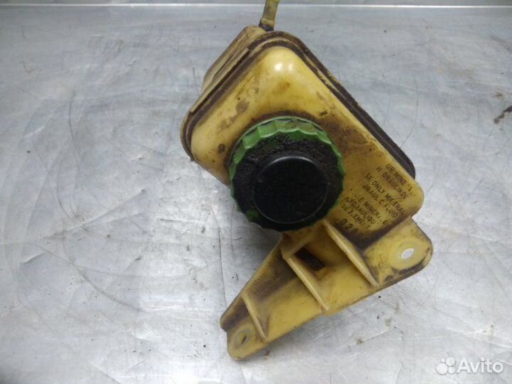 Бачок гидроусилителя Audi 80/90 B4 1992-1995