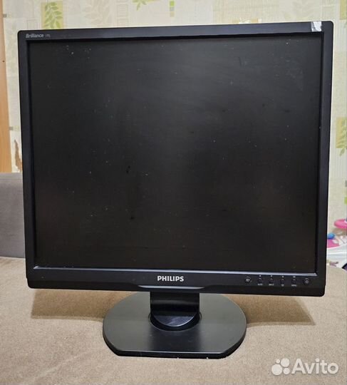 Монитор Philips 19 дюймов