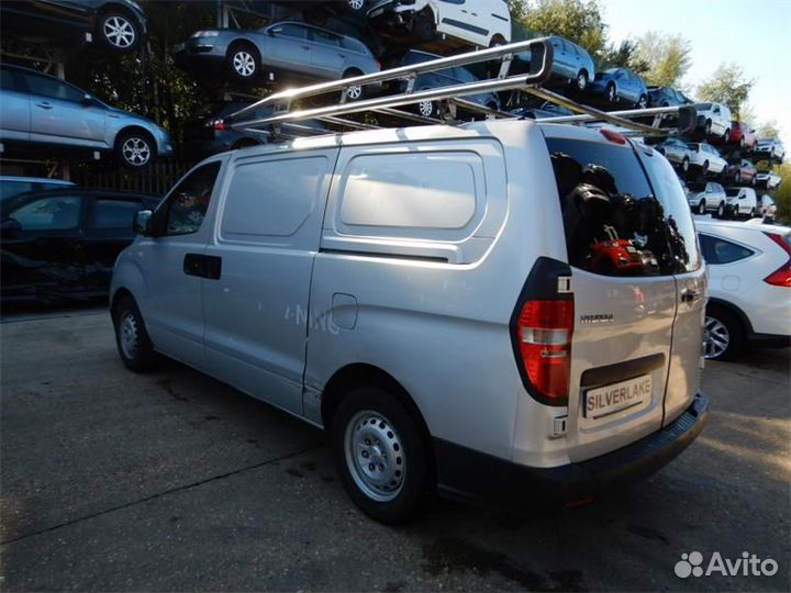 Разбор на запчасти Hyundai H-1 Starex