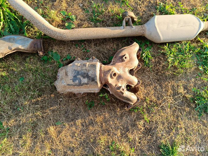 Глушитель коллектор катализатор mitsubishi