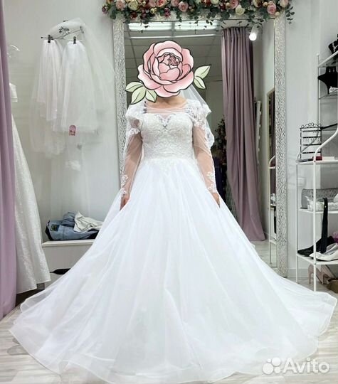 Свадебное платье