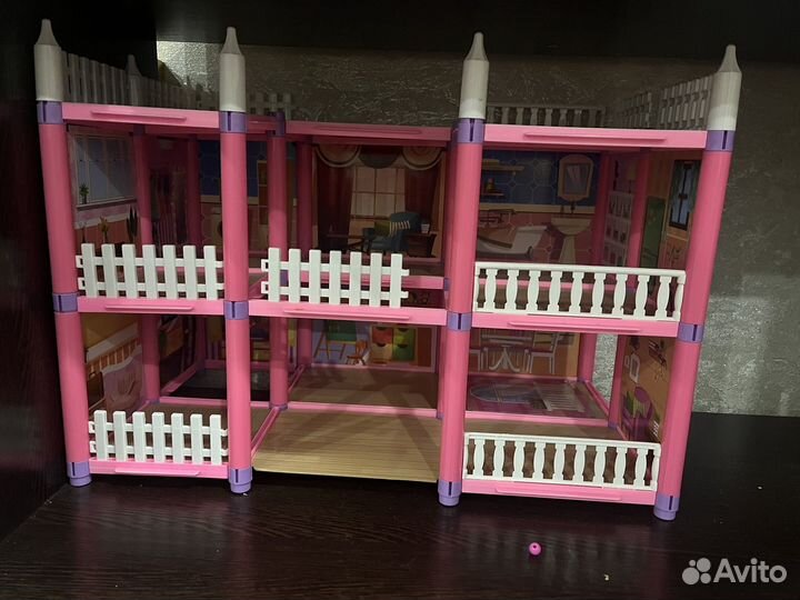 Домик кукольный