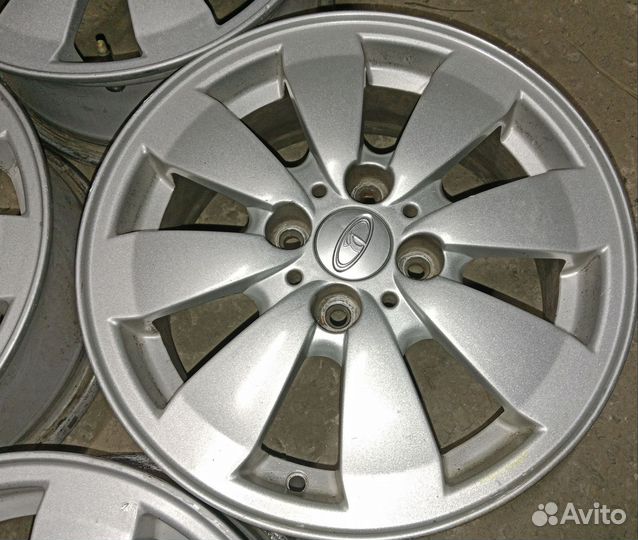 Литые диски R14.От LADA Granta