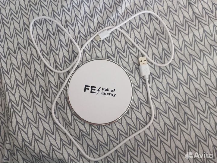 Беспроводная зарядка на iPhone