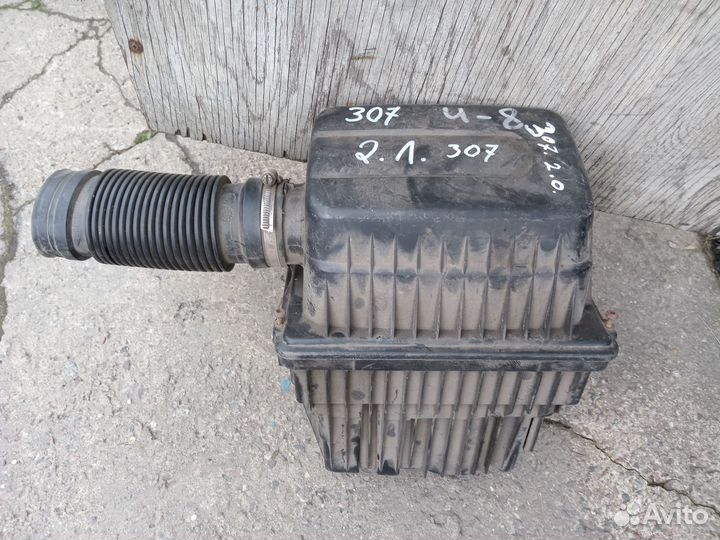 Peugeot 307 корпус воздушного фильтра