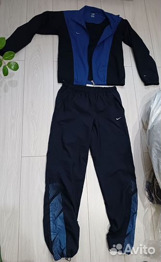 Продам спортивный костюм для мальчика